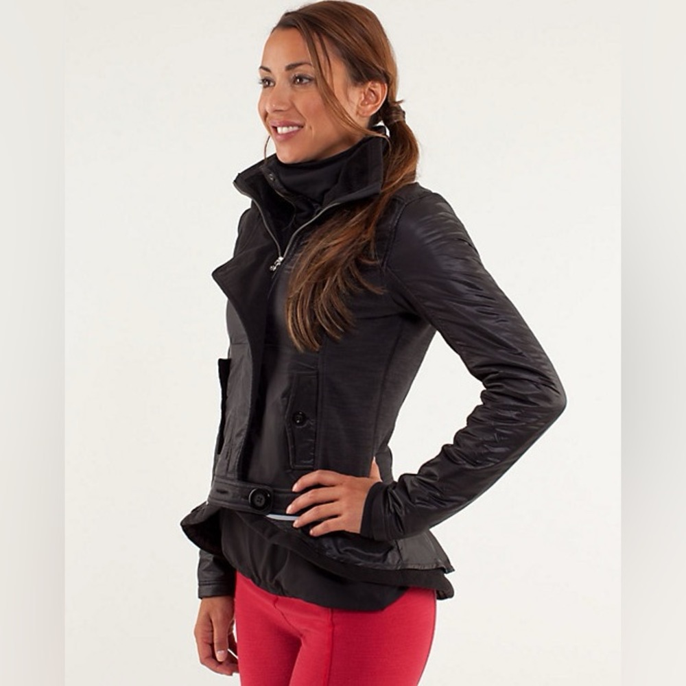 Lululemon Pedal Power Jacket Super Rare Size 10 Reflective Black Jacket